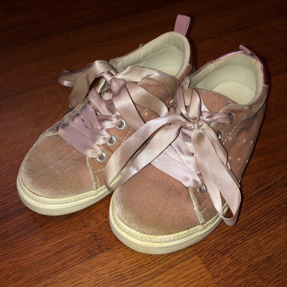 Gymboree Dusty Pink Girls Sneakers Ribbon Laces - Picture 2 of 5